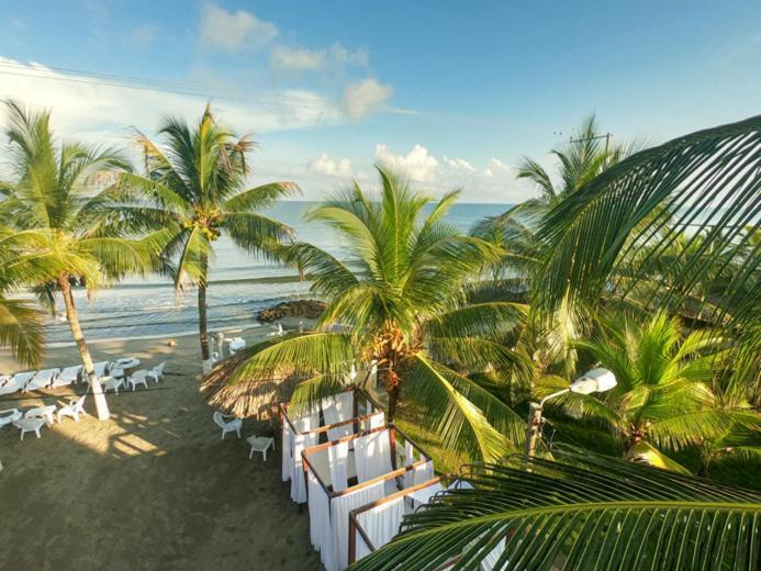 Green Covenas By Bernalo Hotels Exterior photo